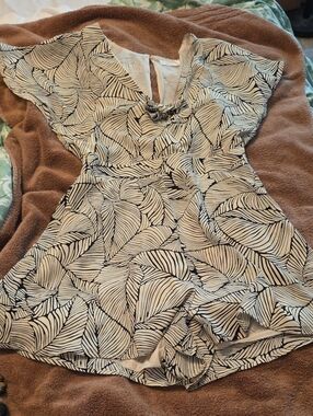 Lush Black and Cream Leaf-Print Romper
